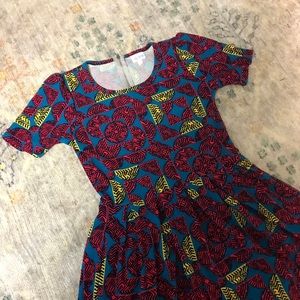 LuLaRoe Amelia